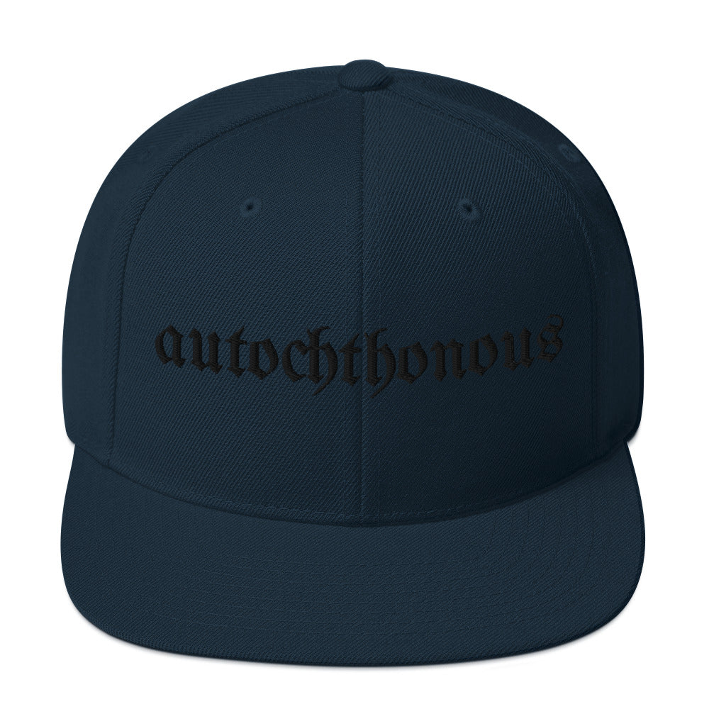 Autochthonous Snapback-Cap / schwarzes Logo